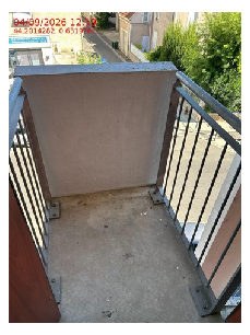 Balcon chambre côté rue